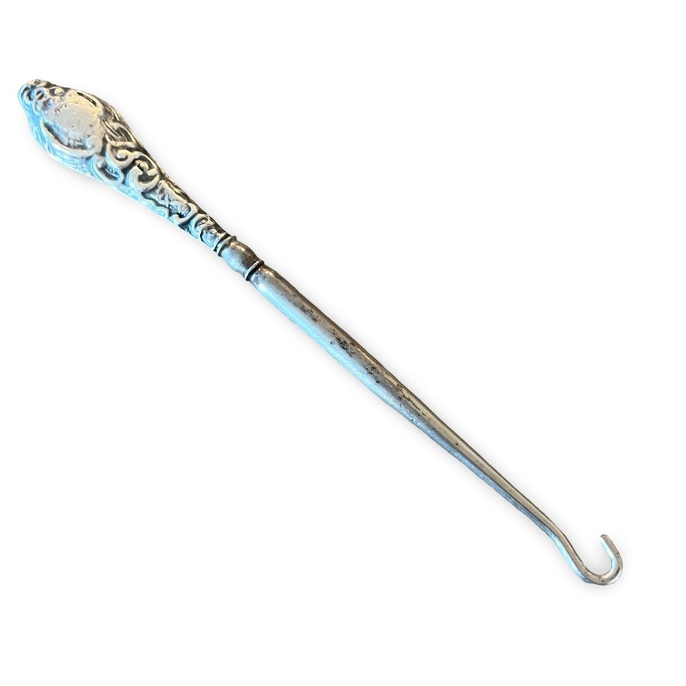 Ornate Sterling Silver Plate Button Hook - Picture 2 of 3